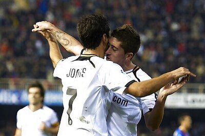 Valencia thump Inter Milan in New Jersey