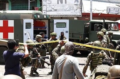 Twin Bombings Kill 15, Wound Scores In Philippine South