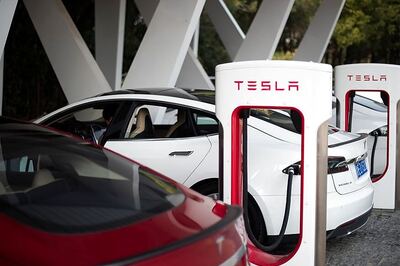Tesla Recruiting Engineers in Mexico for California Plant