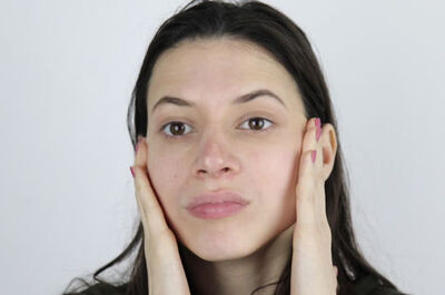 How to Apply Makeup for a Natural Look