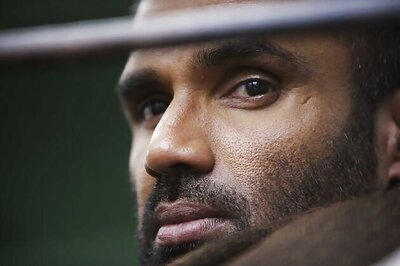 Suniel Shetty comes to poor child's rescue in Khatima