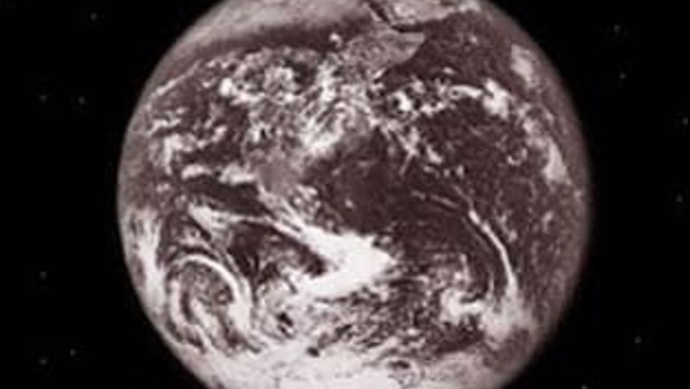 Indians to observe Earth hour, gear up for lights off