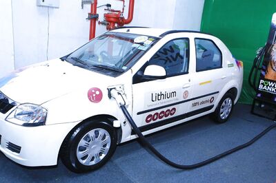 CESL to Setup 7 Multi-Port Public EV Charging Stations at DTC Terminals Across Delhi