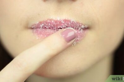 How to Do Galaxy Lip Makeup