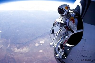 Felix Baumgartner: Skydiver cancels try at supersonic jump