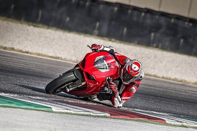 Ducati Delivers 55,871 Motorcycles, Posts Growth in 2017