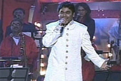 Thumbs up for Rahman's first date with Delhi