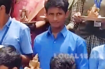 In Karnataka’s Koppalu, 100 School Students Make Eco-friendly Ganesh Idols