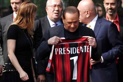 Berlusconi Confirms Negotiations With Chinese Group to Sell Milan