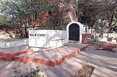 Army Restores Grave of Indo-Pak War Hero Brigadier Mohammed Usman in Delhi