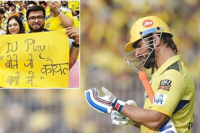Dhoni Fan's 'Bole Jo Koyal Bagho Mein' Poster in CSK vs MI Brings Back the Ultimate Meme in IPL