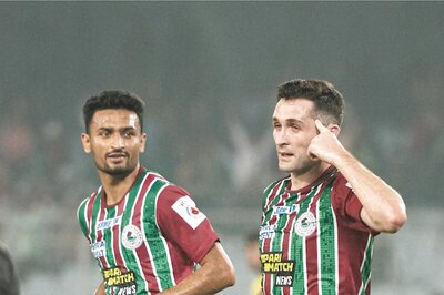 ISL 2022-23: ATK Mohun Bagan Pip Kerala Blasters 2-1 to Qualify for Play-offs