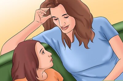 How to Bond With Small Children