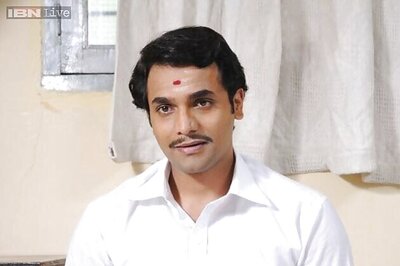 Sri Murali prays for supporter's stable future