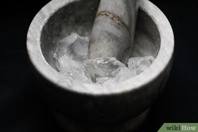 How to Make a Batida Mango Cocktail