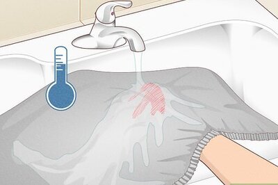 How to Remove Blood from Sheets: Tips & What to Use