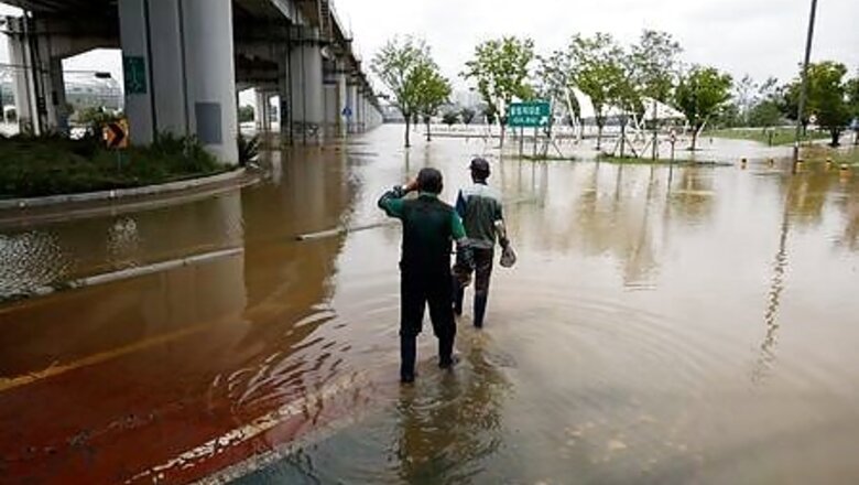 Flood-hit South Korea guards against coronavirus at relief shelters