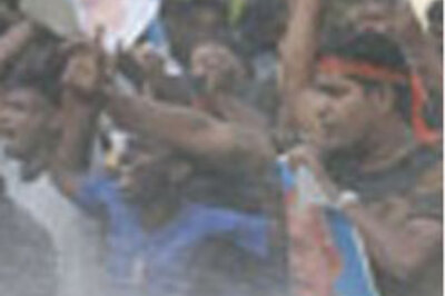 Students to sue Malaysian teacher over racial slur