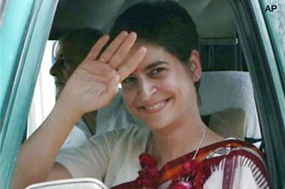 Amethi: Priyanka breaches security, UP Police to send report to MHA