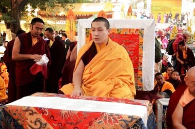 Top Tibetan Lama Abandons Monkhood to Marry Old Friend