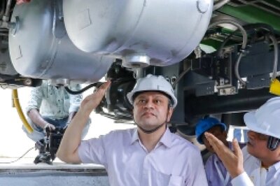 Vande Bharat Express to Get Electric Engine Soon, Major Changes in Network Required