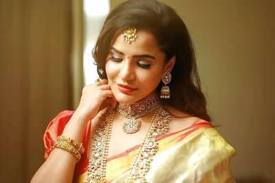 Telugu Actress Ashu Reddy Looks Ethereal In Golden Silk Saree