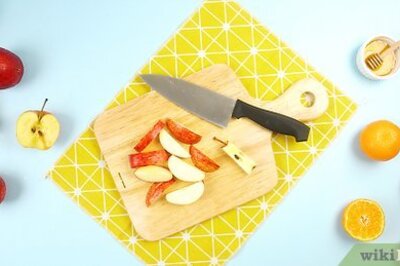 How to Make an Apple and Orange Juice Drink