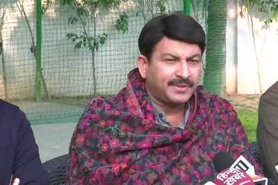 'We Don't Do Politics of Hate': Manoj Tiwari Accepts Defeat as BJP is Reduced to Single Digit in Delhi Polls