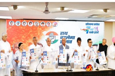 Haryana Polls: Cong Announces 7 Guarantees, Including Legal Guarantee for MSP, Caste Survey