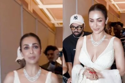 Malaika Arora Engages In A Fun Banter With Paparazzi, Asks ‘Building Tak Aaoge?’; Video Goes Viral