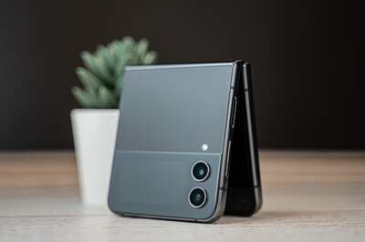 Now You Can Repair Foldable Phones At Home: Here’s How It Works