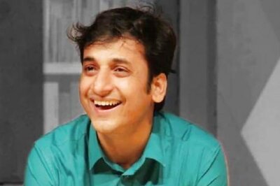 Sankarshan Karhade Shares Picture With Prashant Damle to Announce Directorial Debut