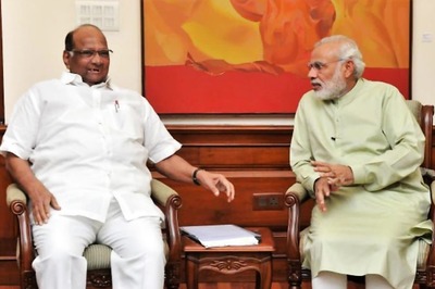 'Does Not Look Appropriate': Oppn Delegation to Convince Sharad Pawar to Not Attend Ceremony Awarding PM Modi