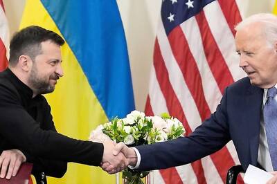 Biden Publicly Apologises To Zelenskyy For Monthslong Congressional Holdup To Weapons That Let Russia Advance