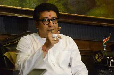 A Day After Meeting Sharad Pawar, Raj Thackeray Calls for 'Modi-mukt Bharat'