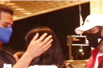 Watch: Rohit Roy’s Daughter Kiara Gets Emotional Before Flying off to USA for Higher Education