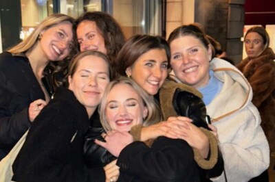 Sophie Turner Drops Old Photo With Taylor Swift, Calls 2023 'Year Of The Girlies'