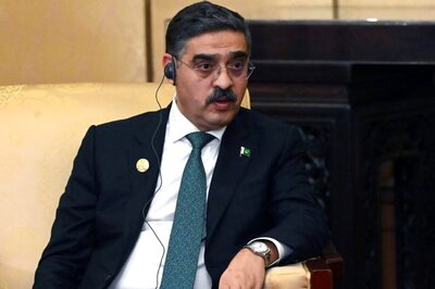 Watch: Pak Caretaker PM Kakar Takes Questions on Love, Crazy Mother-in-Laws in New Year's AMA