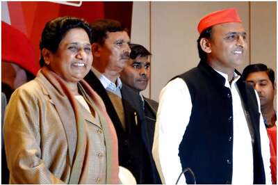 Akhilesh Yadav Hints Ready to Back Mayawati as PM After Modi Alleges 'Big Game' Against Her