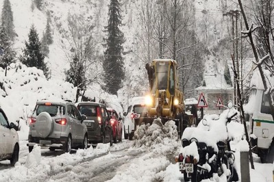 Snowfall in Himachal, Minimum Temperatures in Northern Plains Hover Above Normal Levels