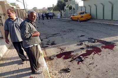 Iraq mosque bombing kills 12 Sunnis