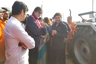 Amitabh Bachchan Gifts Tractor, Excavator For Cleaning Versova Beach; See Pics