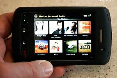 BlackBerry to launch new Storm smart phone