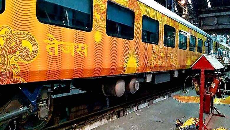 IRCTC Tejas Express Lucknow-Delhi Flagged Off; 10 Benefits for Passengers