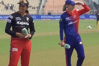 WPL 2023: RCB Win Toss Against Delhi Capitals, Smriti Mandhana Opts to Bowl First