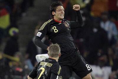 Mesut Oezil dreams of Real Madrid move