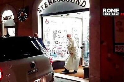 Pope Francis Surprises Record Store Owner With Visit, Buys Classical CD