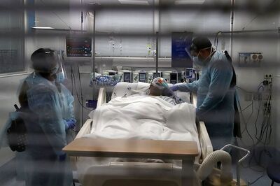 MP: Covid-19 Patient Jumps Off Third Floor of Super Specialty Hospital in Gwalior, Injured