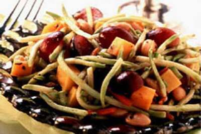 Think about food, and you'll eat less: study