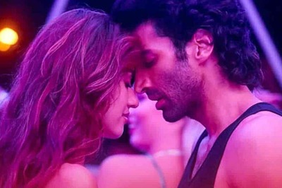 Disha Patani, Aditya Roy Kapur's Malang Completes 4 Years; Actress Shares Steamy Still To Celebrate